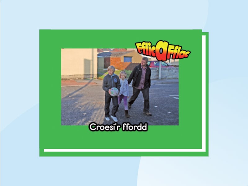 Thumbnail for Croesi’r ffordd