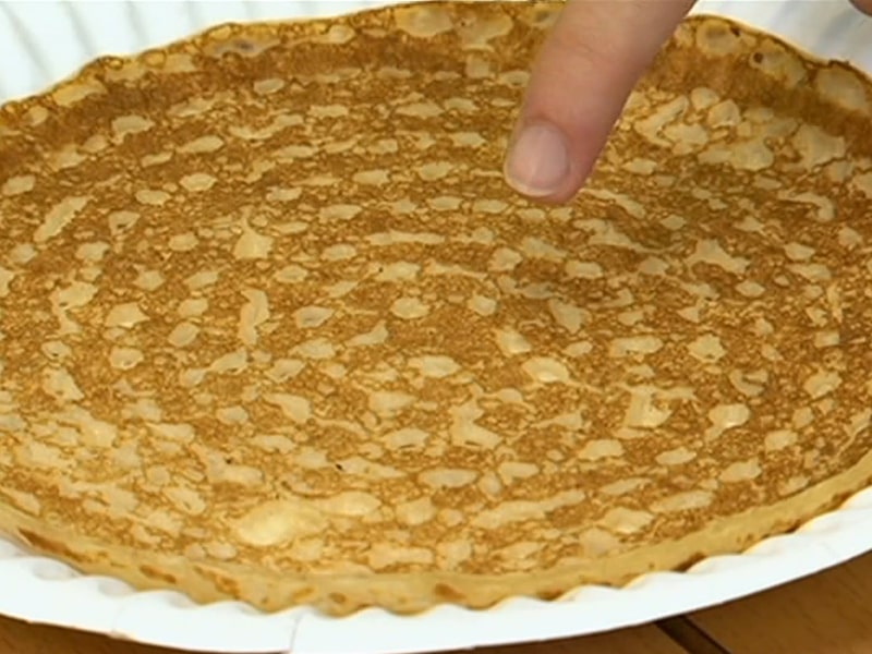 "Crempogau" thumbnail